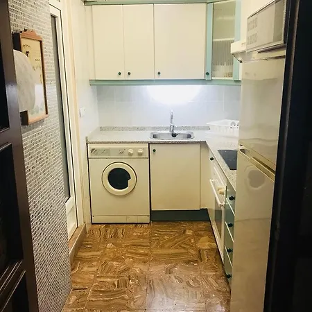 Isleta Apartment